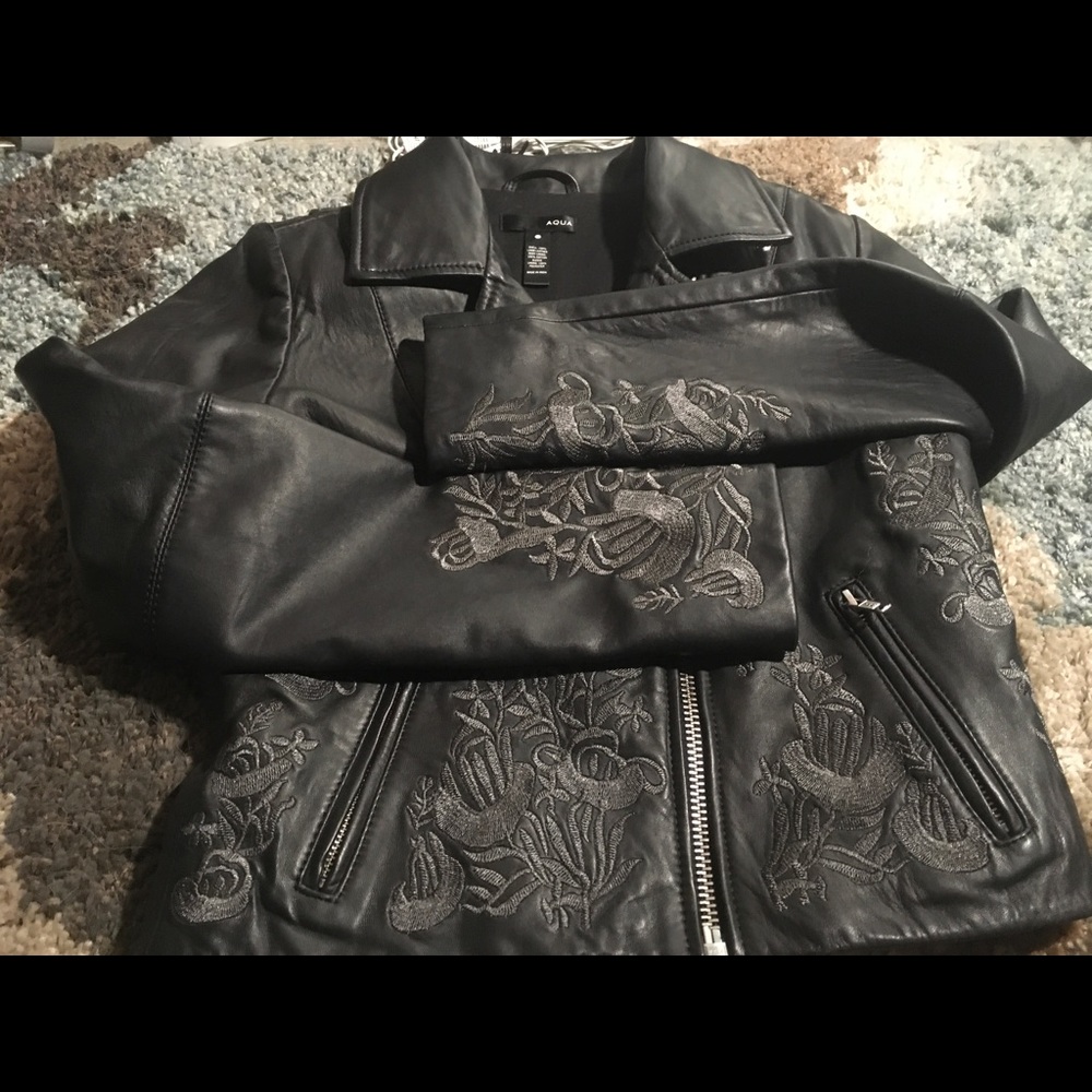 Leather jacket - Picture 6 of 11